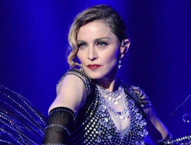 Τα υιοθετημένα δίδυμα της Madonna έχουν «τρελάνει» το διαδίκτυο (βίντεο)